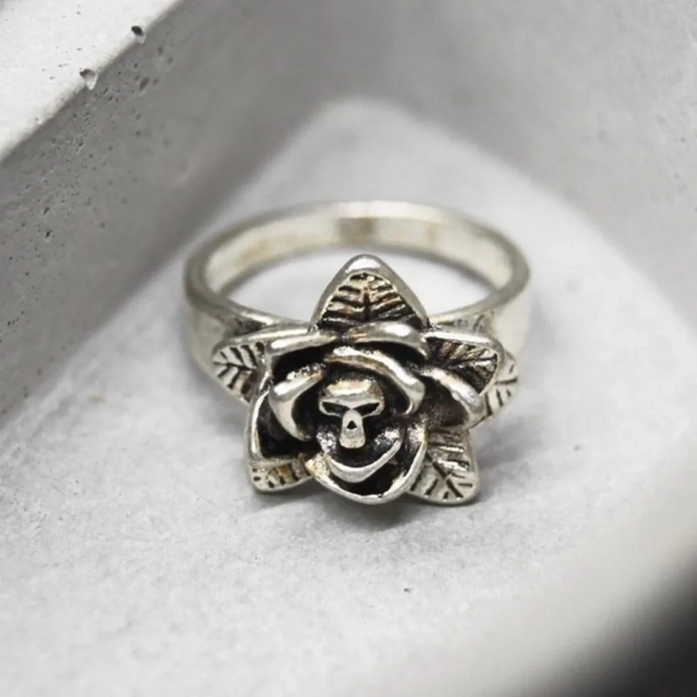 Silver Rose Ring